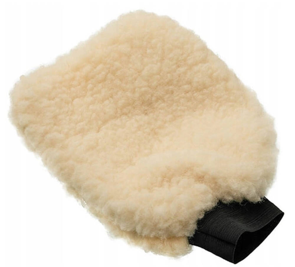 RĘKAWICA Z RUNA OWCZEGO DO PIELĘGNACJI LAKIERU  TOM-PAR 098710 SHEEPSKIN GLOVE FOR LACQUER CARE TOM-PAR 098710